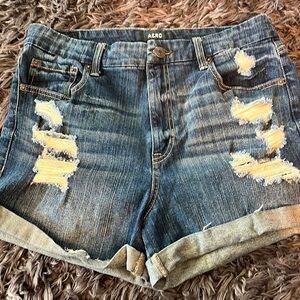 Aero high rise curvy midi- 3 inch medium Wash ripped blue Jean short shorts 14
